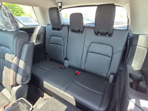 New 2026 Nissan Pathfinder Platinum AWD/4WD image 7