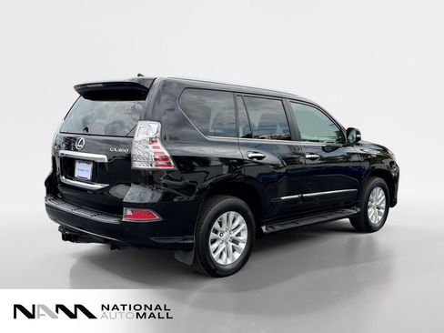 Used 2016 Lexus GX 460 w/ Premium Package AWD/4WD image 5