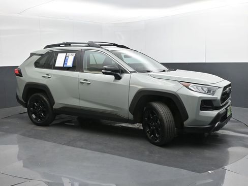 Used 2020 Toyota RAV4 TRD Off-Road image 7