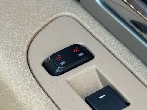 Used 2012 Ford F150 King Ranch w/ Off Road Pkg image 28