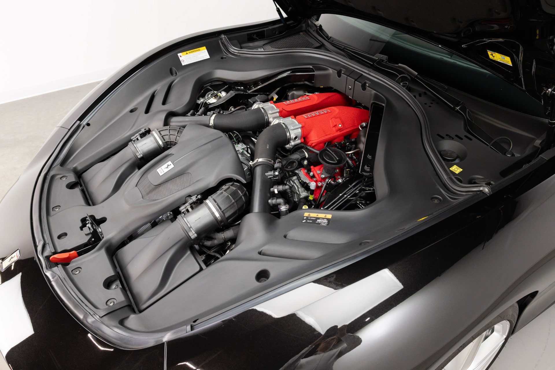 Certified 2023 Ferrari Roma RWD image 94