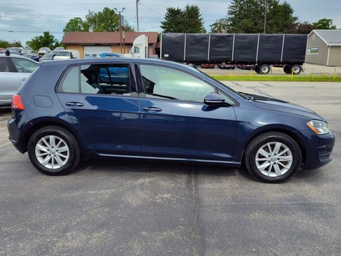 Used 2015 Volkswagen Golf S FWD image 6