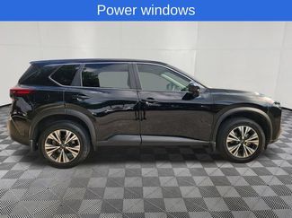 Used 2023 Nissan Rogue SV FWD video 4