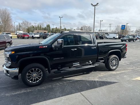 New 2026 Chevrolet Silverado 2500 LTZ w/ LTZ Plus Package AWD/4WD image 7