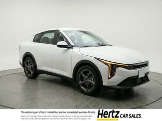 Used 2025 Kia K4 LXS video 1