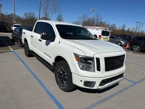 Used 2018 Nissan Titan PRO-4X w/ Pro-4x Utility Package image 20