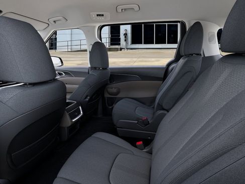 New 2026 Kia Carnival LX FWD image 20