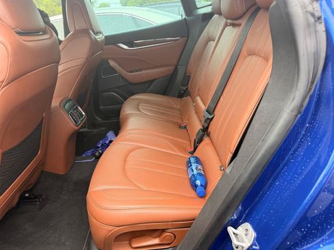 Used 2019 Maserati Levante GranSport AWD/4WD image 6