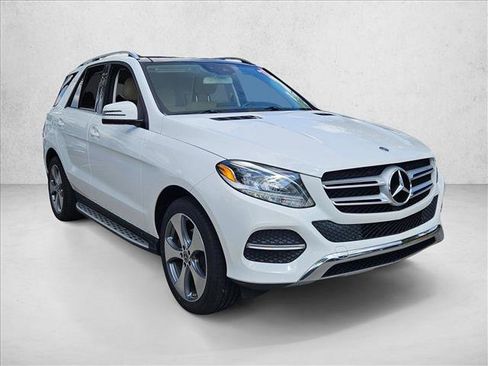 Used 2017 Mercedes-Benz GLE 350 image 3