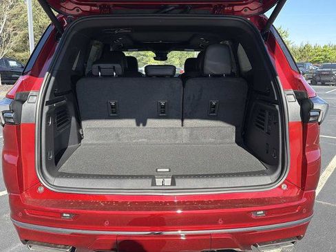 New 2026 Buick Enclave Avenir w/ Super Cruise Package FWD image 32