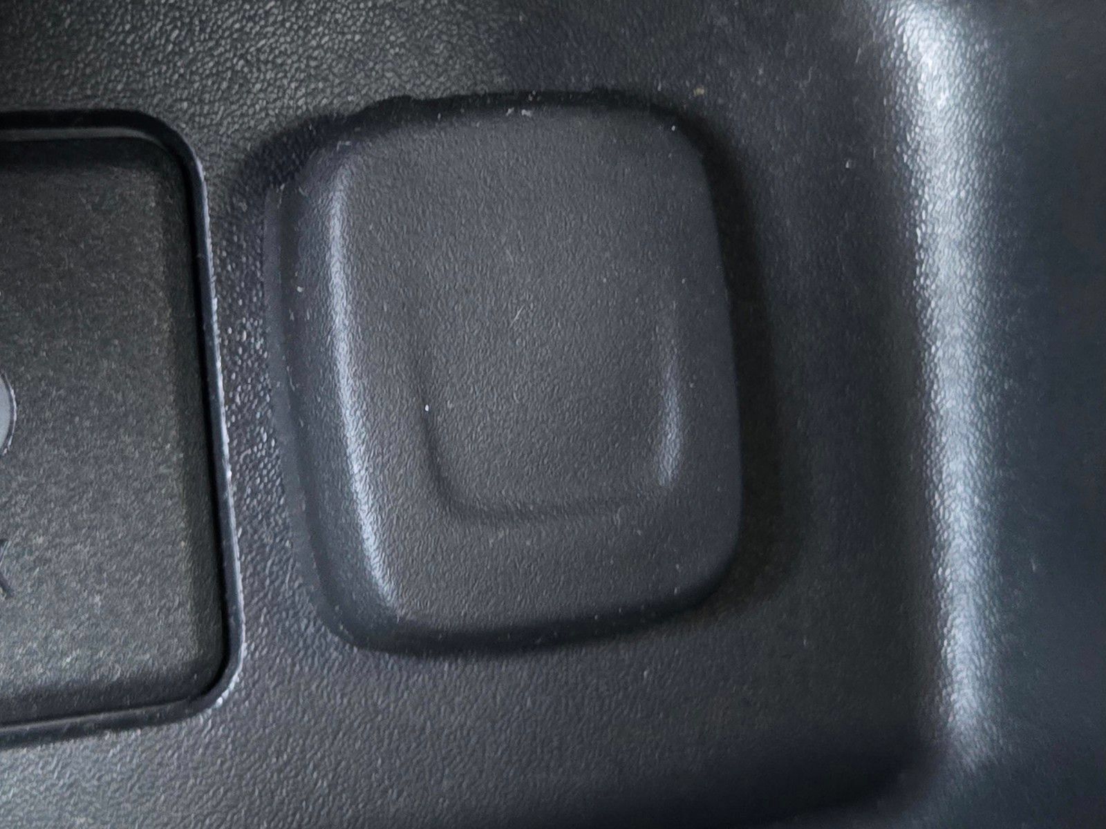 Used 2023 Chevrolet Equinox LT AWD/4WD image 17