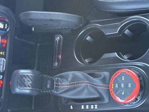 Used 2024 Ford Bronco Raptor w/ Interior Carbon Fiber Pack 6 image 26