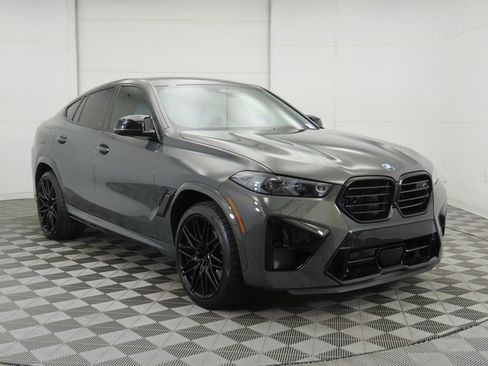 Used 2026 BMW X6 M Competition w/ Executive Package image 3