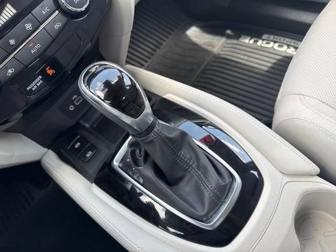 Used 2019 Nissan Rogue Sport SL w/ Premium Package AWD/4WD image 28