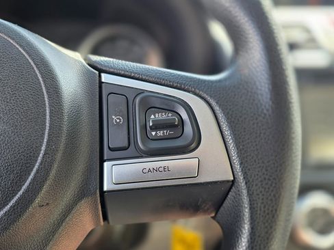 Used 2017 Subaru Forester 2.5i w/ Alloy Wheel Package image 25