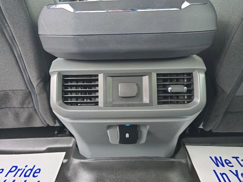 Used 2022 Ford F150 XLT image 16