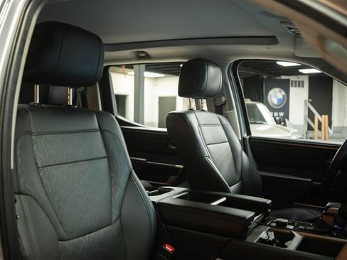 Used 2024 Toyota Tundra Limited image 14