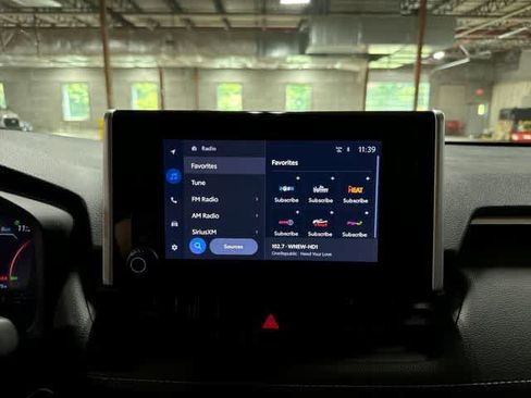 Certified 2024 Toyota RAV4 XLE AWD/4WD image 20