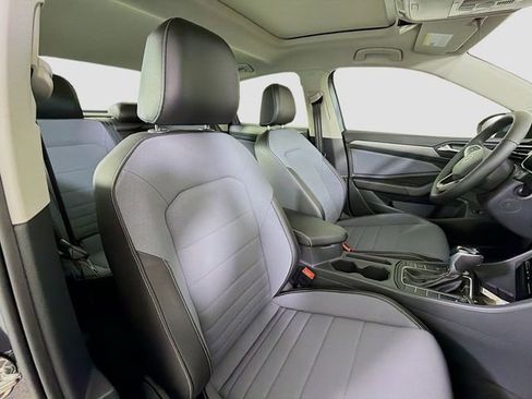 New 2026 Volkswagen Jetta SE FWD image 27
