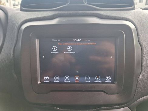 Used 2021 Jeep Renegade Sport FWD image 43