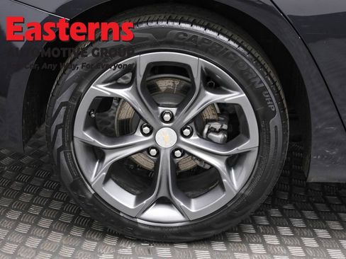 Used 2023 Chevrolet Malibu LT image 30