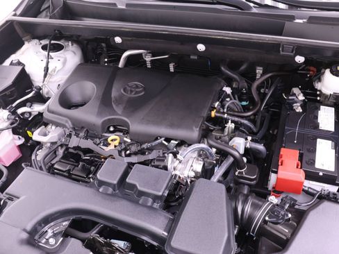 Certified 2022 Toyota RAV4 XLE Premium image 16