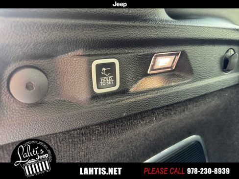 Certified 2021 Jeep Grand Cherokee L Overland w/ Advanced Protech Group III image 29