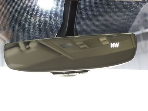 Used 2018 Volkswagen Atlas SE image 18