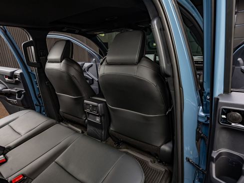 Used 2025 Toyota 4Runner Limited image 32