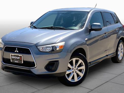 Used 2015 Mitsubishi Outlander Sport ES FWD image 1