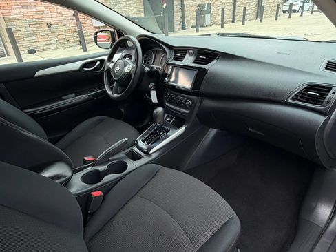 Used 2019 Nissan Sentra S FWD image 11