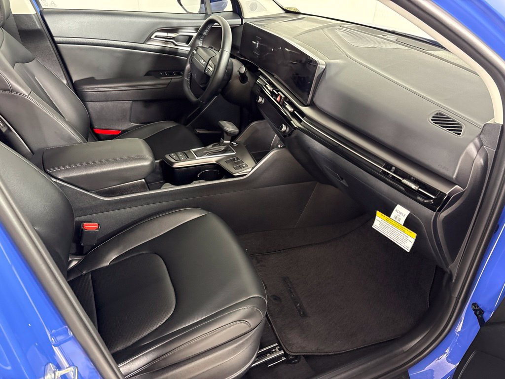 New 2026 Kia Sportage EX FWD image 16