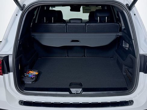 New 2026 Mercedes-Benz GLB 250 image 21
