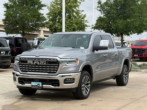 Used 2025 RAM 1500 Limited w/ Off Road Group AWD/4WD image 8