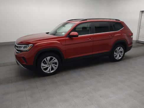 Used 2021 Volkswagen Atlas SE w/ Panoramic Sunroof Package FWD image 2