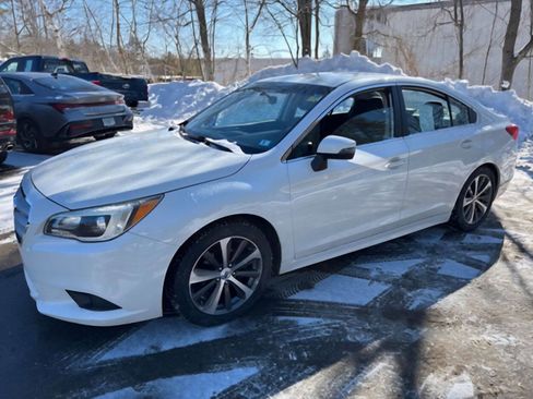 Used 2016 Subaru Legacy 2.5i Limited image 1