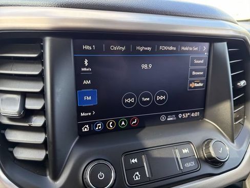 Used 2020 GMC Acadia Denali w/ Technology Package AWD/4WD image 13