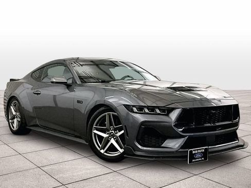 Used 2024 Ford Mustang GT RWD image 2