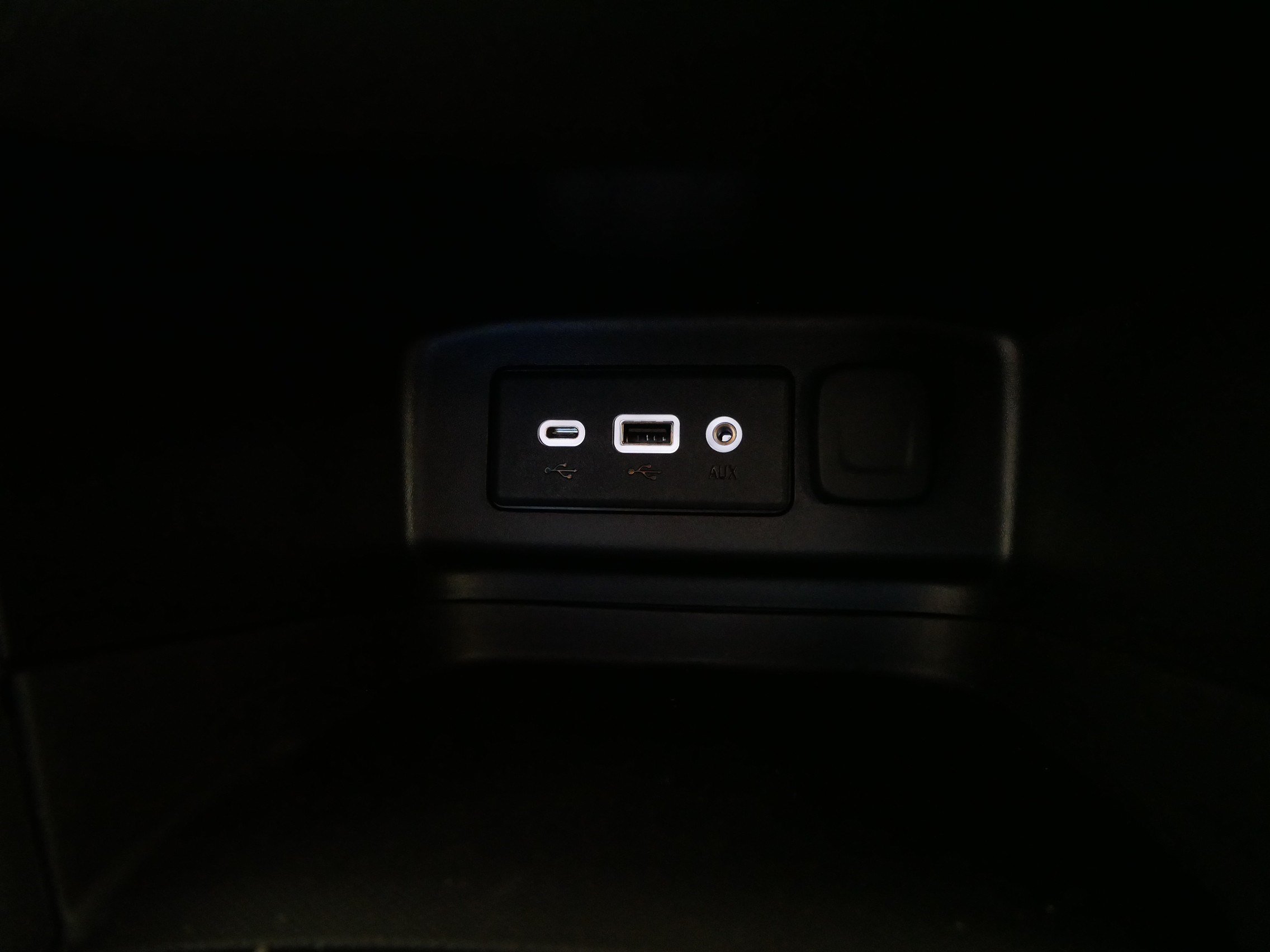 Used 2023 Chevrolet Equinox LT FWD image 30