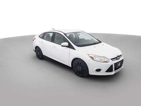 Used 2013 Ford Focus SE FWD image 3