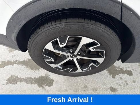 Used 2024 Kia Sportage EX FWD image 23