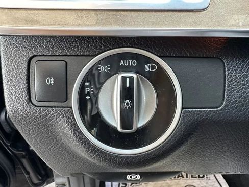 Used 2014 Mercedes-Benz E 350 4MATIC Sedan image 47