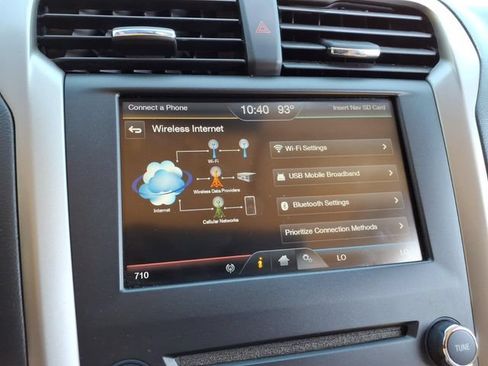 Used 2013 Ford Fusion SE FWD image 13