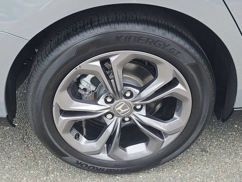 Used 2025 Honda Accord EX-L image 8