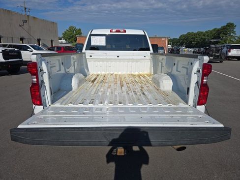 Used 2024 Chevrolet Silverado 2500 LT image 12