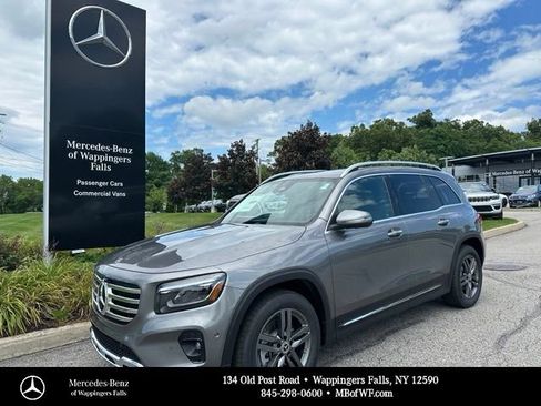 New 2026 Mercedes-Benz GLB 250 4MATIC image 1