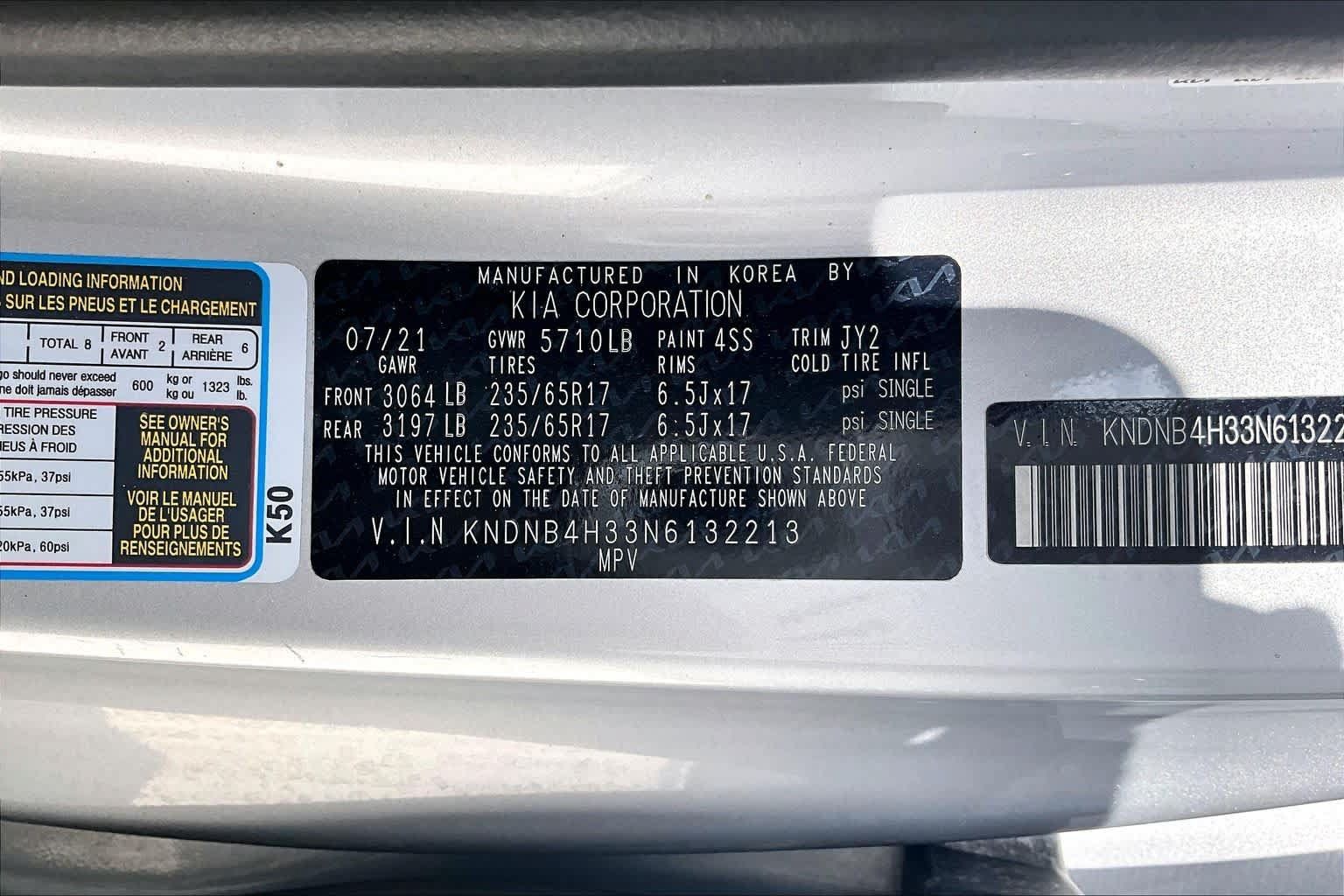 Used 2022 Kia Carnival LX FWD image 29
