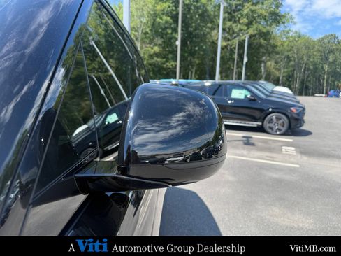 Used 2025 Land Rover Range Rover Sport Dynamic SE AWD/4WD image 11