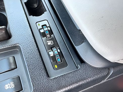 Used 2013 Lexus RX 350 FWD w/ Premium Pkg image 19
