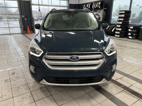 Used 2019 Ford Escape SEL image 3